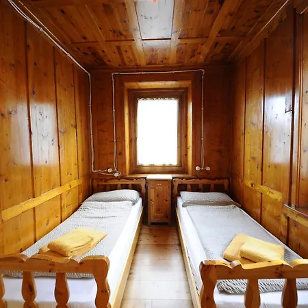 Lejlighed Antico Casale Il Dopolavoro Sant'Antonio (Sondrio)